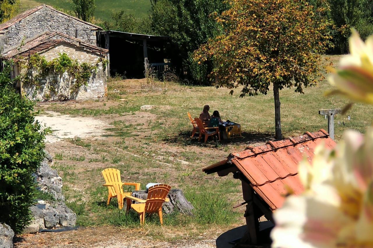 Domaine Au Marchay Nojals-et-Clotte Exterior foto